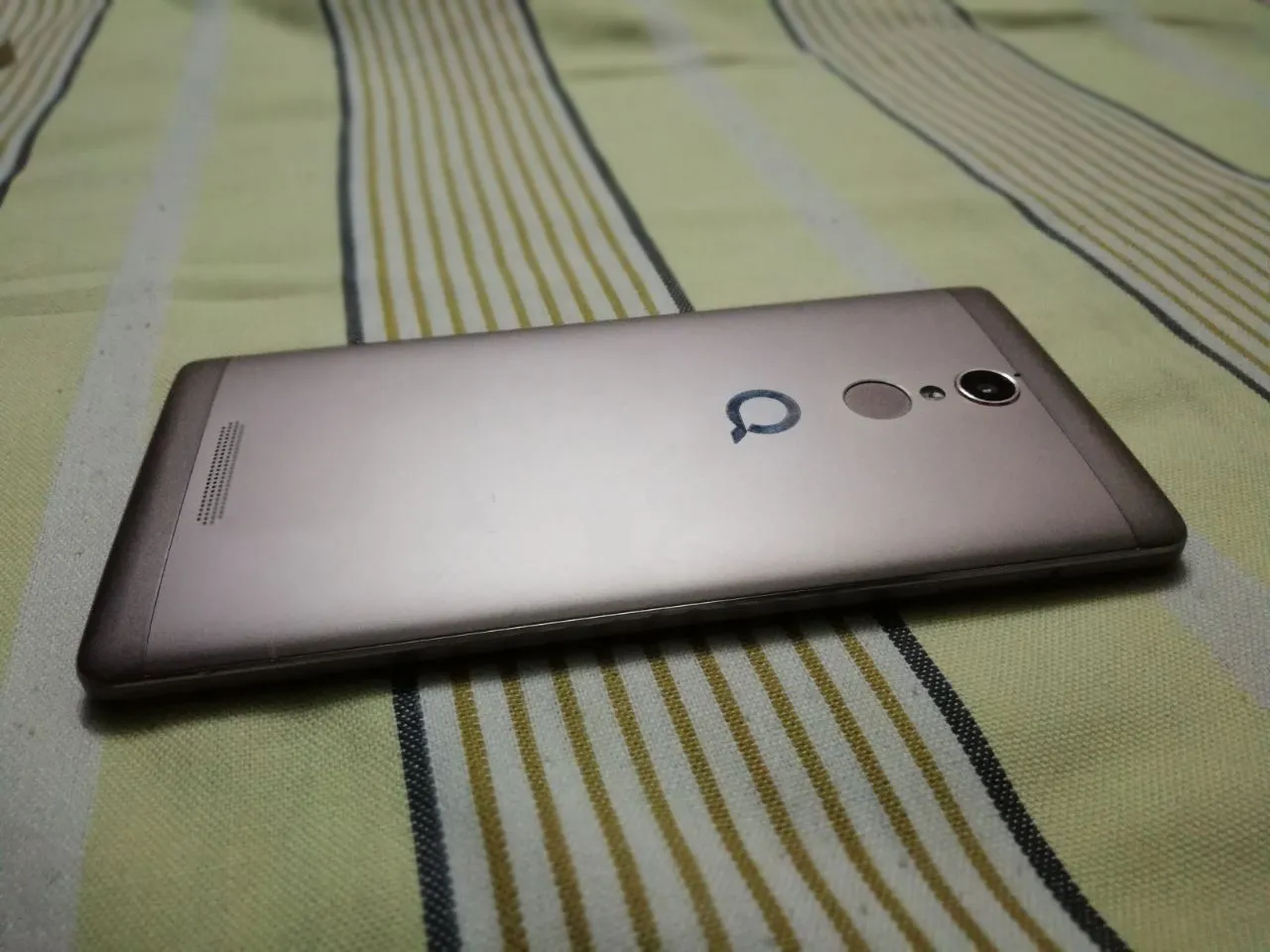 QMobile z12 pro 3 gb ram 32 gb ROM - photo 1