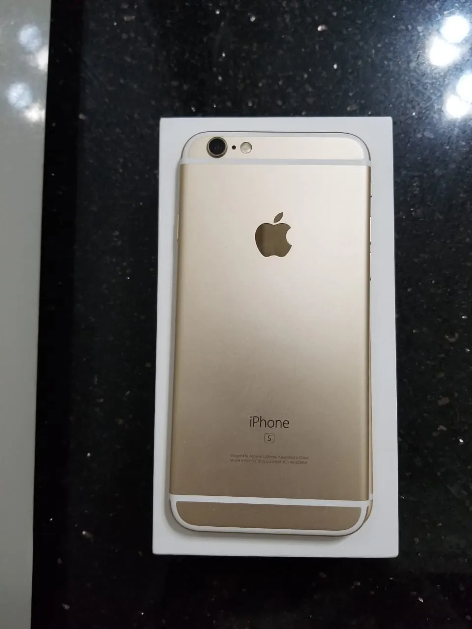 iPhone 6s 64 GB with box and accessories  - photo 1
