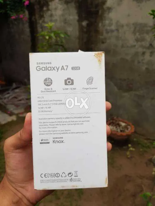 Samsung Galaxy A7 - photo 1