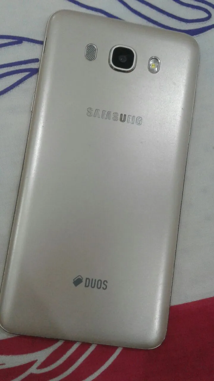 Samsung galaxy J7 - photo 2