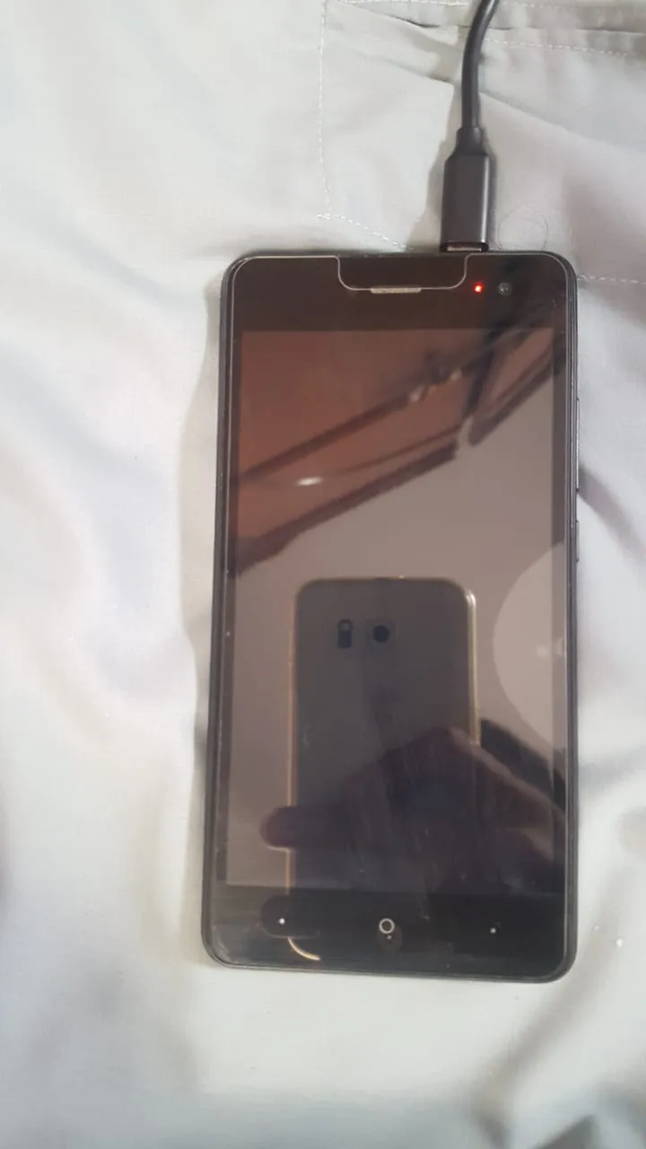 Q mobile i6 metal - photo 3