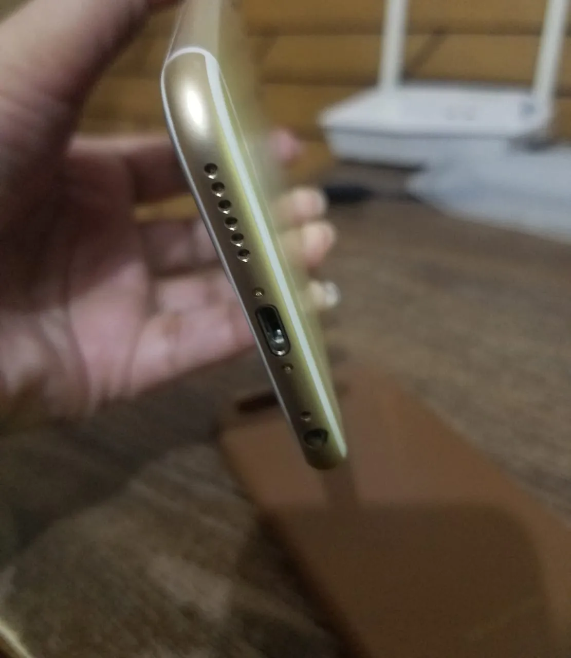 iPhone 6 128GB 10/10 condition  - photo 2