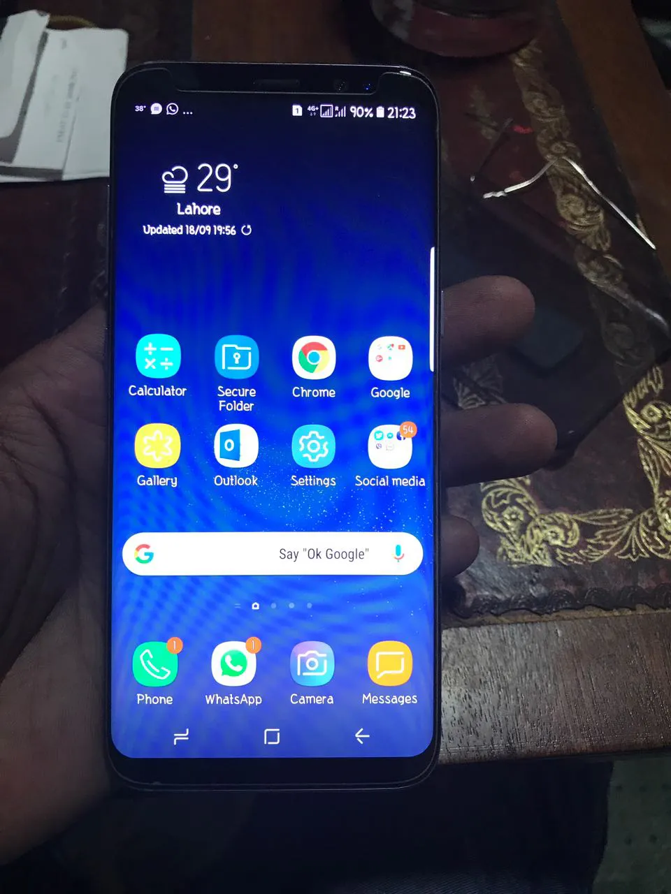 Samsung Galaxy S8  - photo 1
