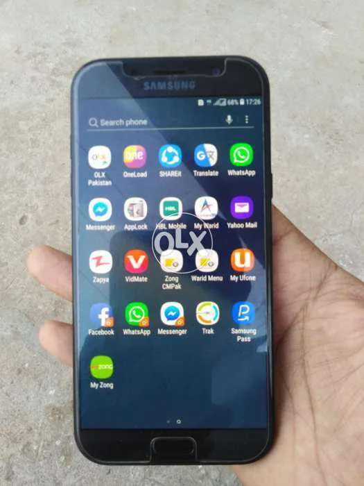Samsung A7 2017 water proof scratch less condition 10/10 - photo 1