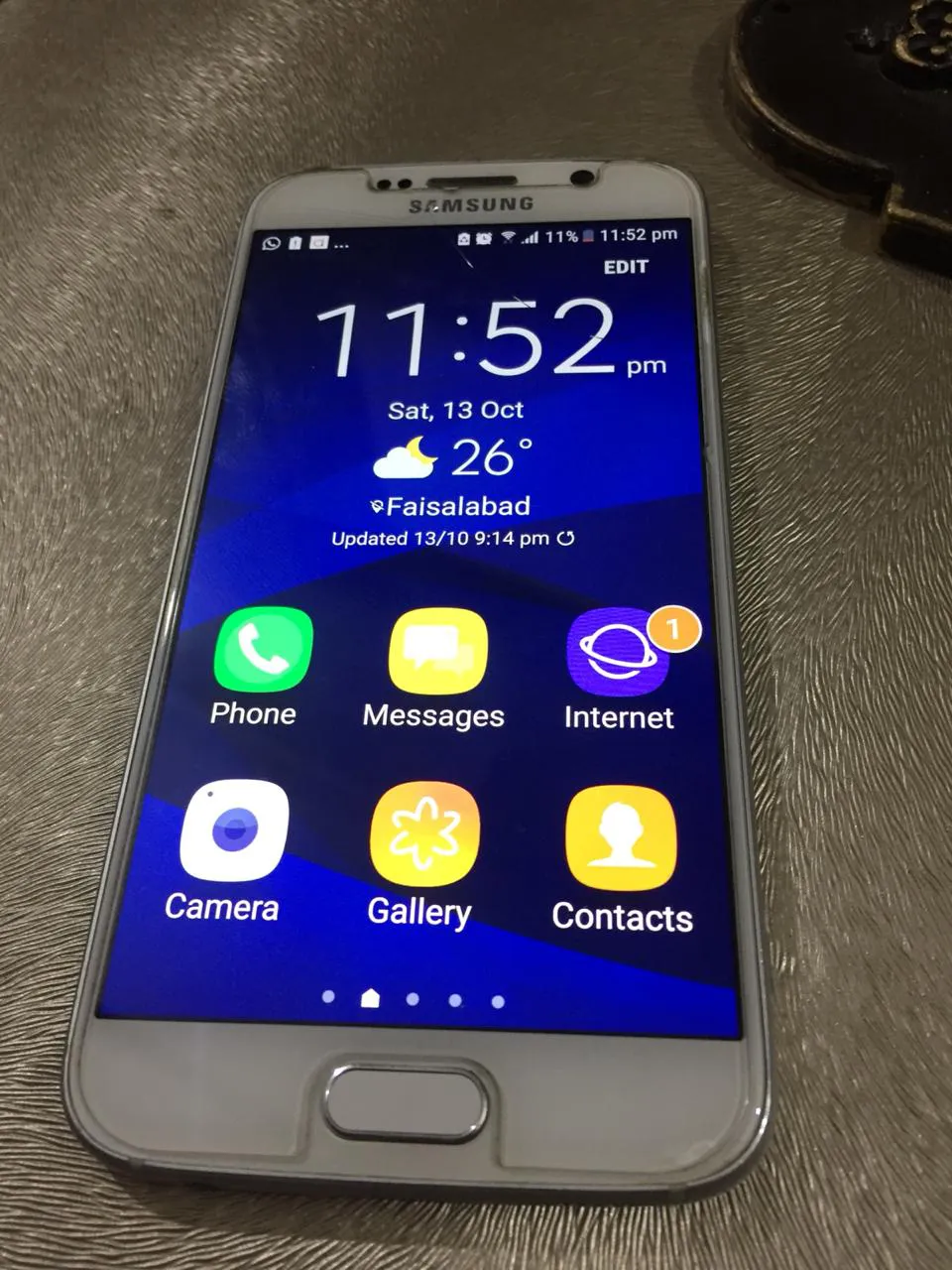 Samsung Galaxy S6 100% Working. CRYSTAL CLEAR FRONT. No Fault, Never Repaired. - photo 1