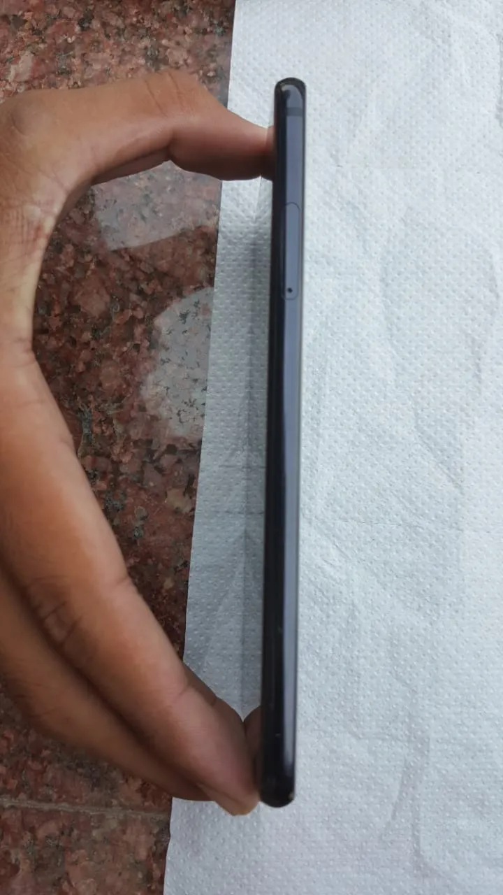 Lg v30 plus - photo 2