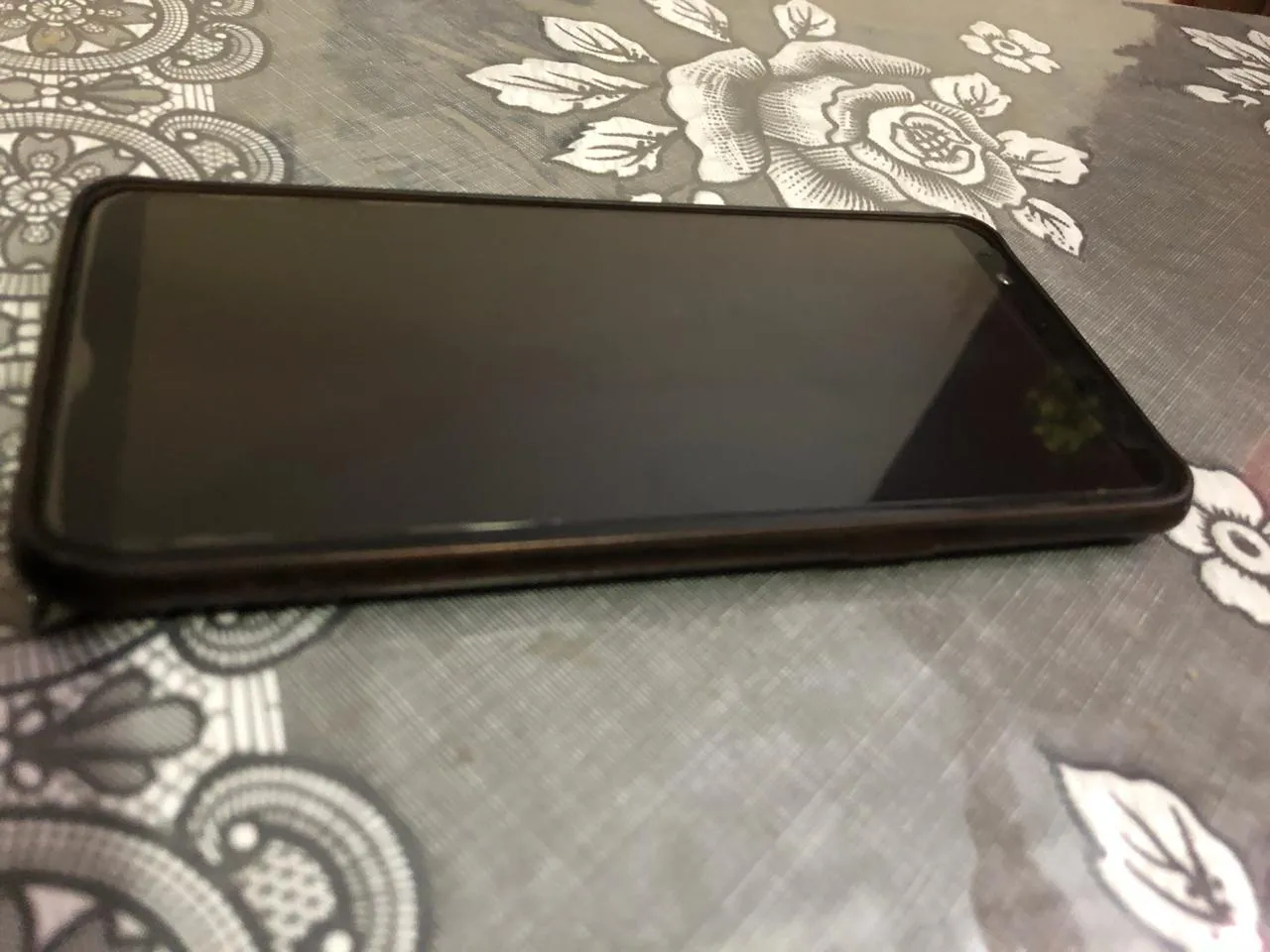 OnePlus 5T - photo 1