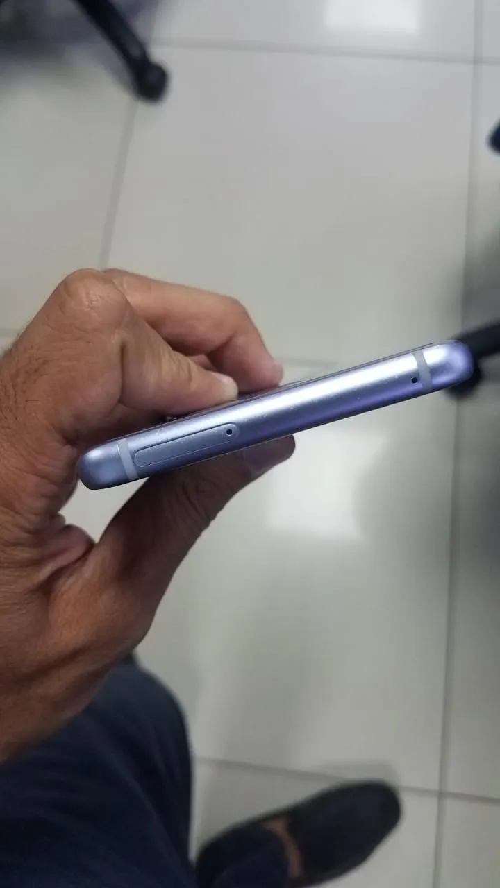 Samsung A8+ 64gb - photo 1