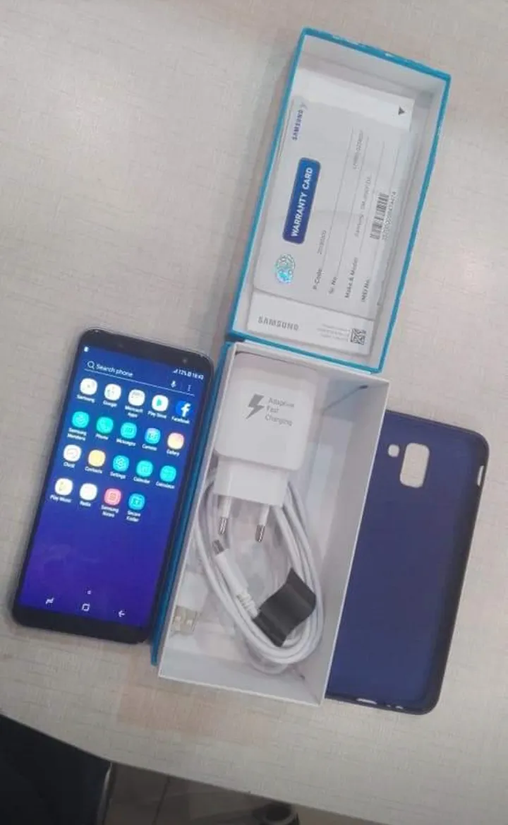 Samsung j6 2018 - photo 2