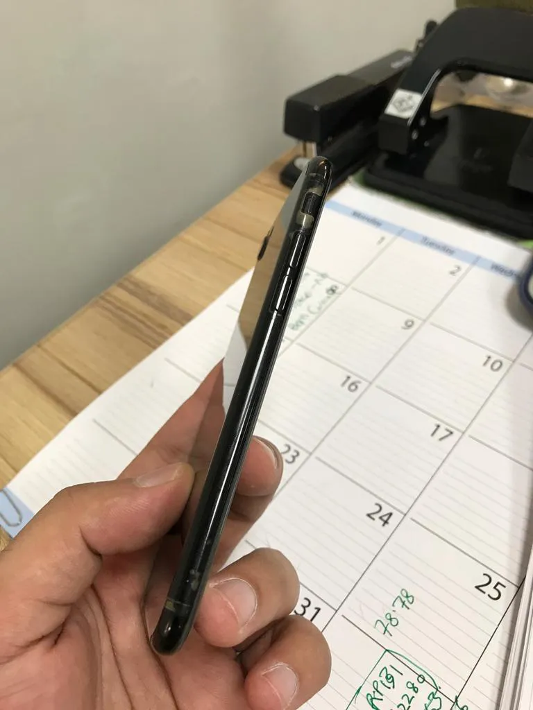iphone 7 - 128gb jet black - photo 3