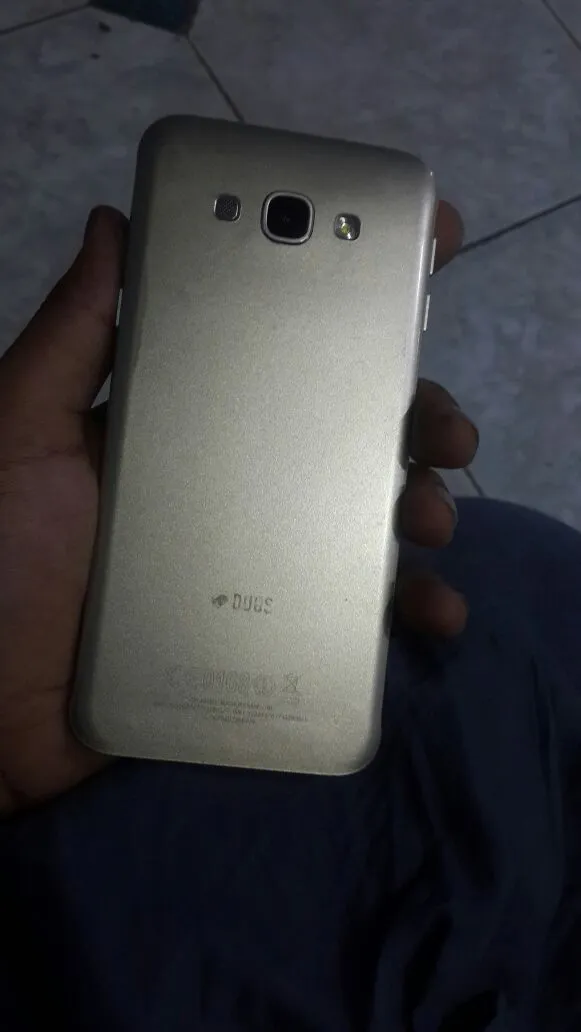 Samsung A8 Model 2015 - photo 3