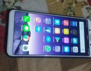 Oppo F5 - Photos