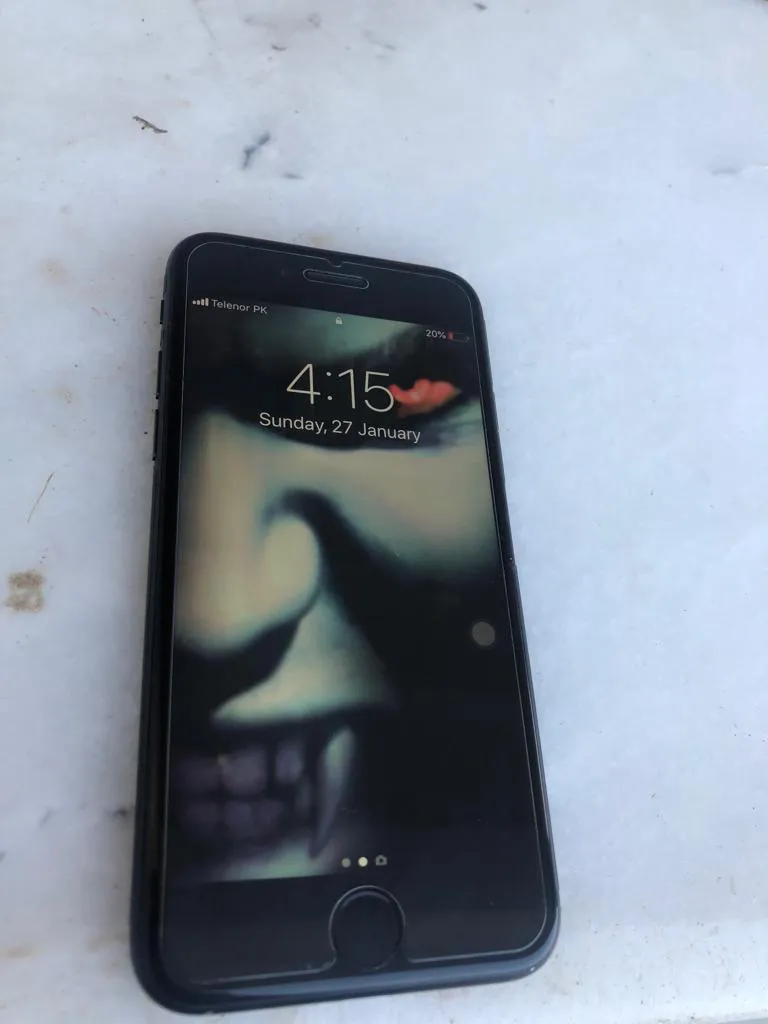Iphone 7 black - photo 1