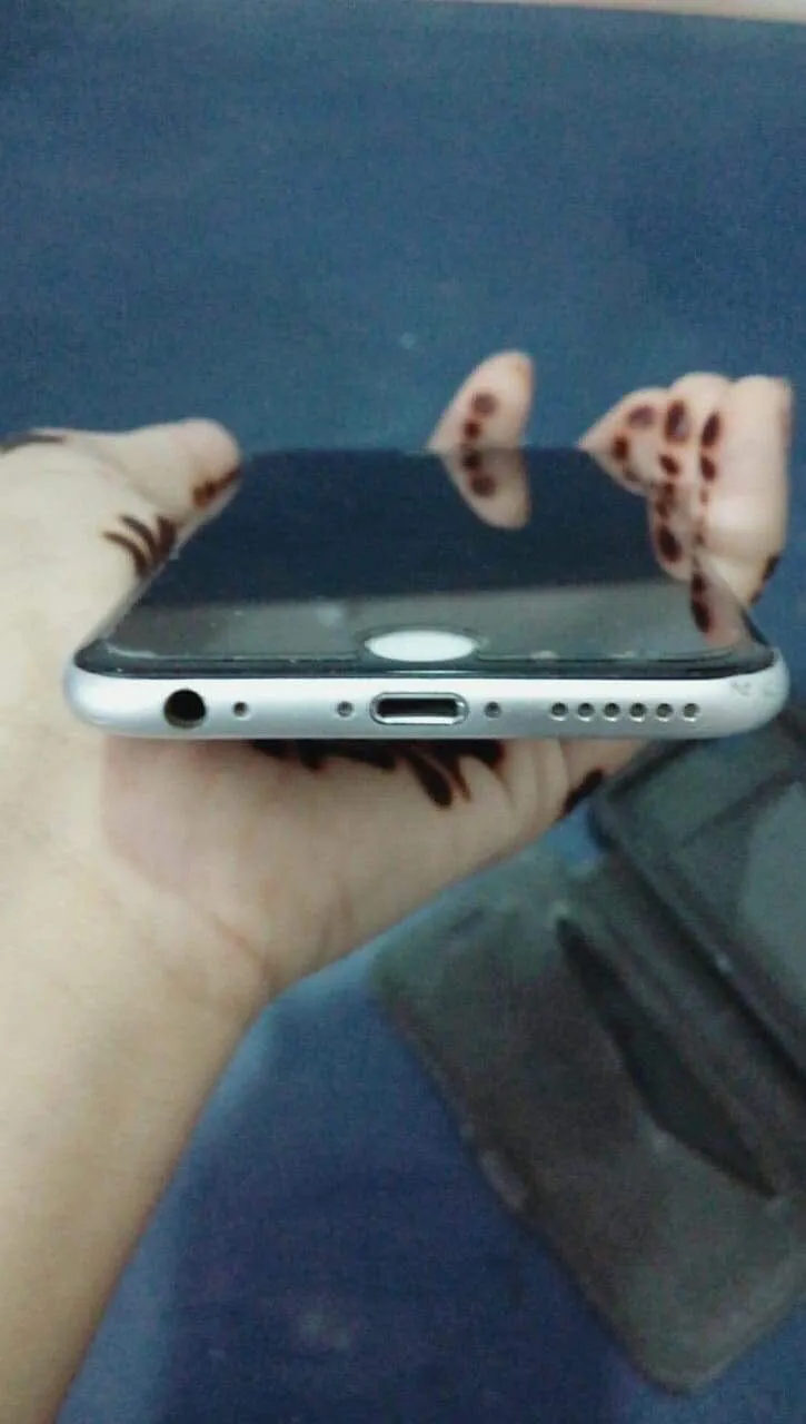iPhone 6 16GB - photo 2