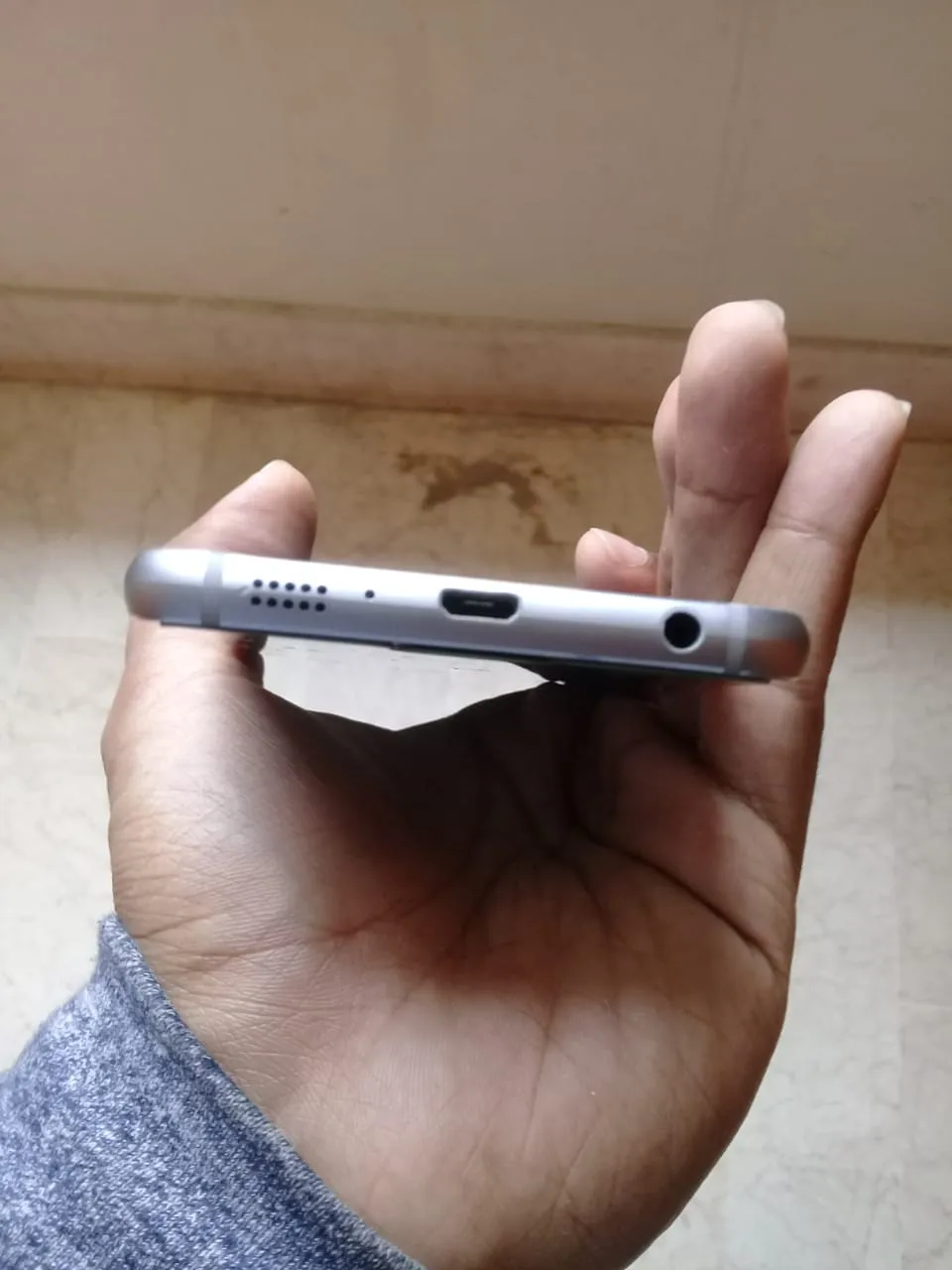 Samsung galaxy S6 (10/10) Condition - photo 3