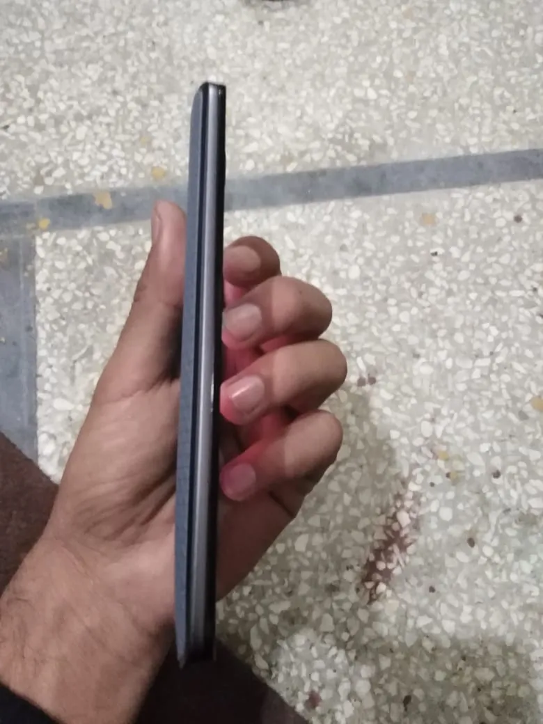 Motorolla Droid Turbo II - photo 2