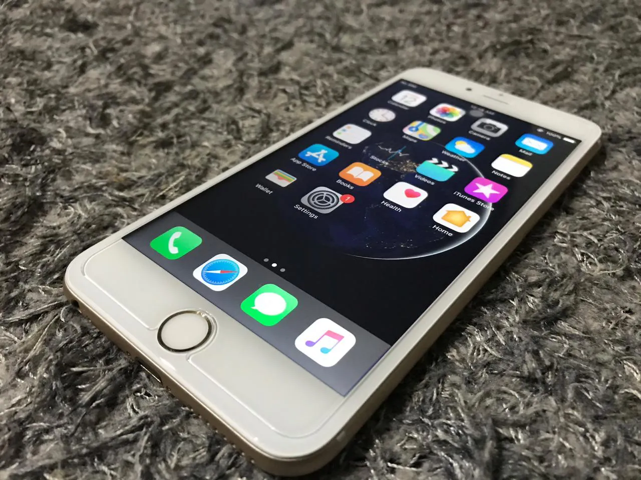 Brand New Condition iPhone 6 PLUS 16 Gold - photo 3