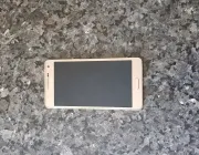 Samsung Galaxy GALAXY A5 9/10 rare gold colour mint condition - Photos