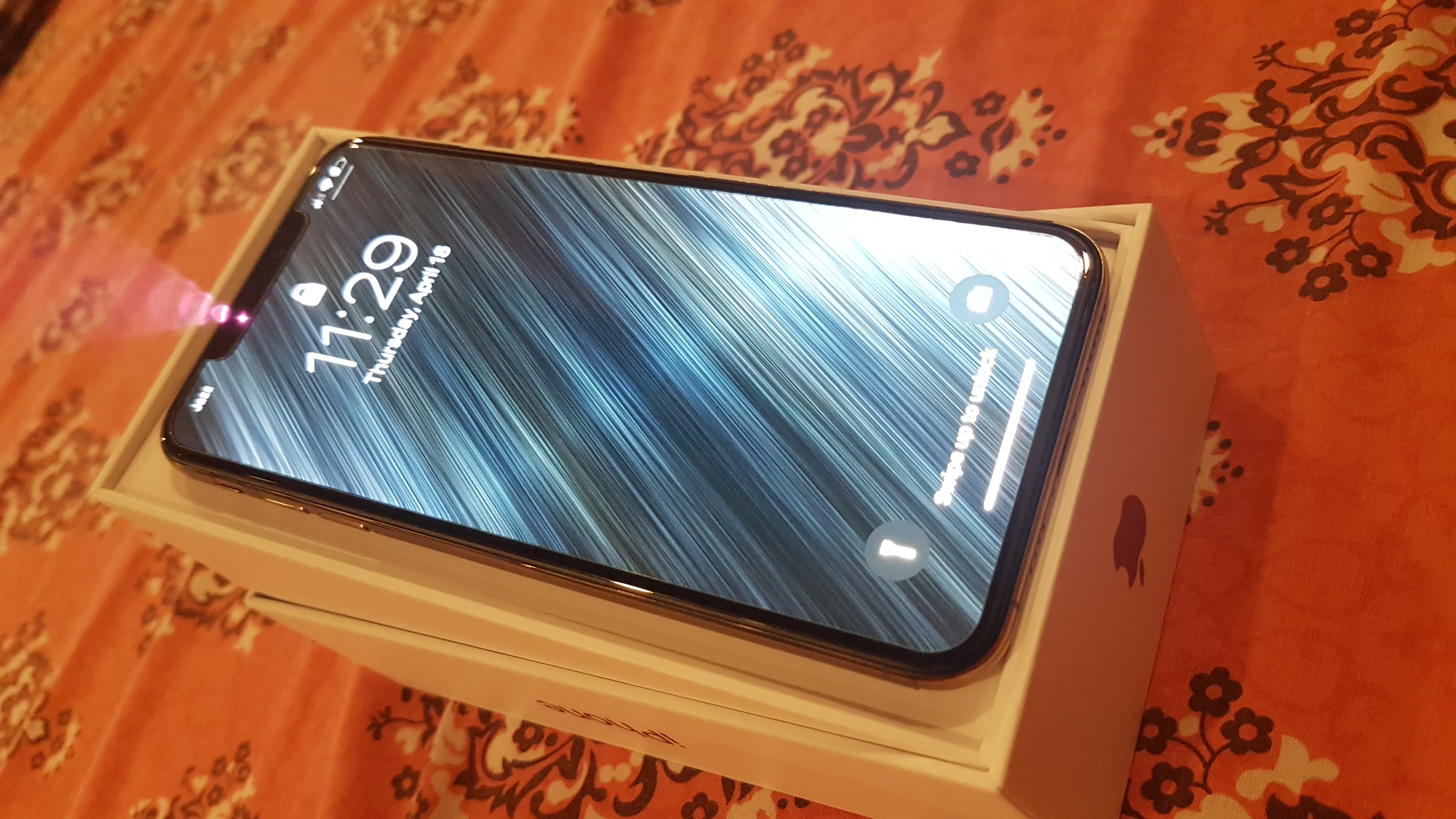 IPHONE XS MAX GOLD 256 GB(almost new) - photo 1