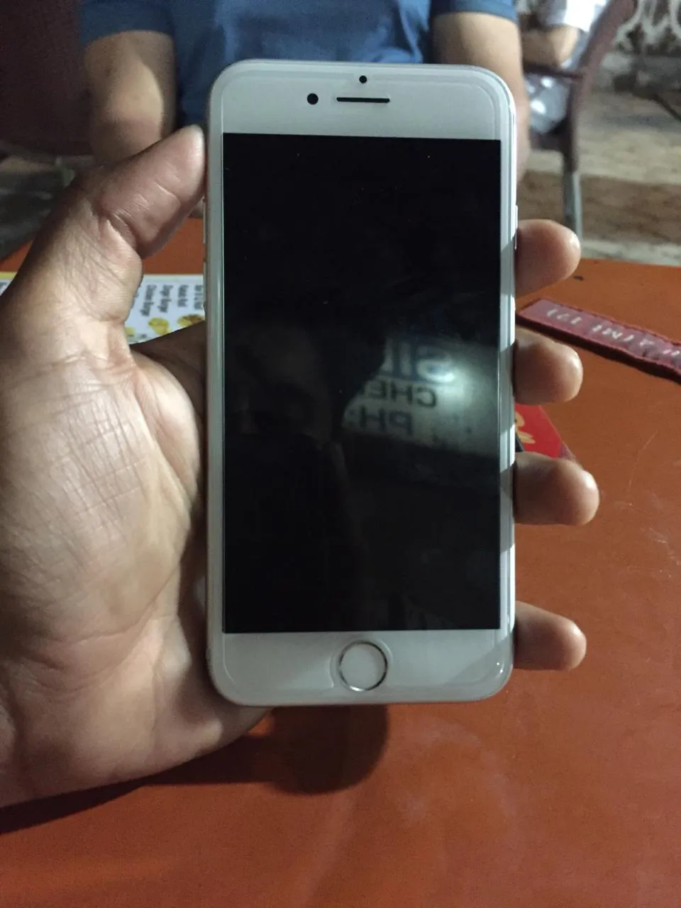 IPhone 7 32 Gb - photo 1