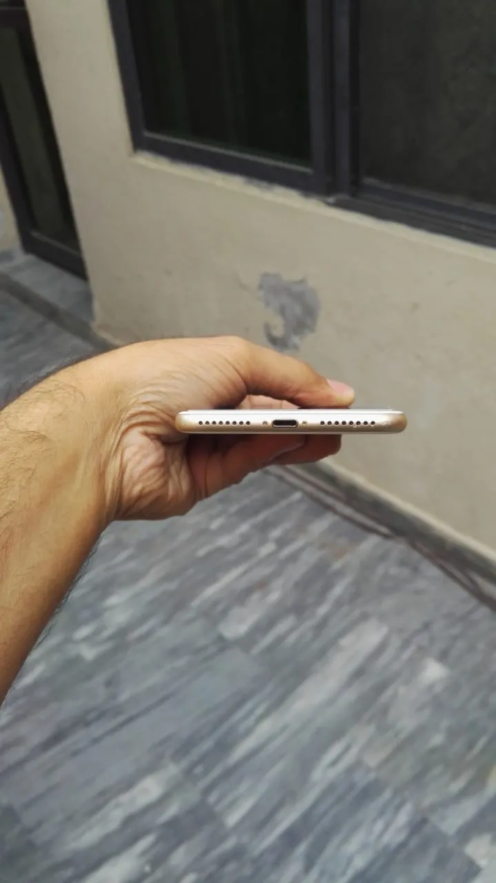 Iphone 7 plus 32gb gold  - photo 2
