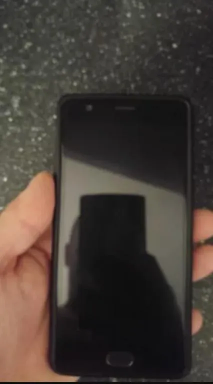 One Plus 3t for Urgent Sale