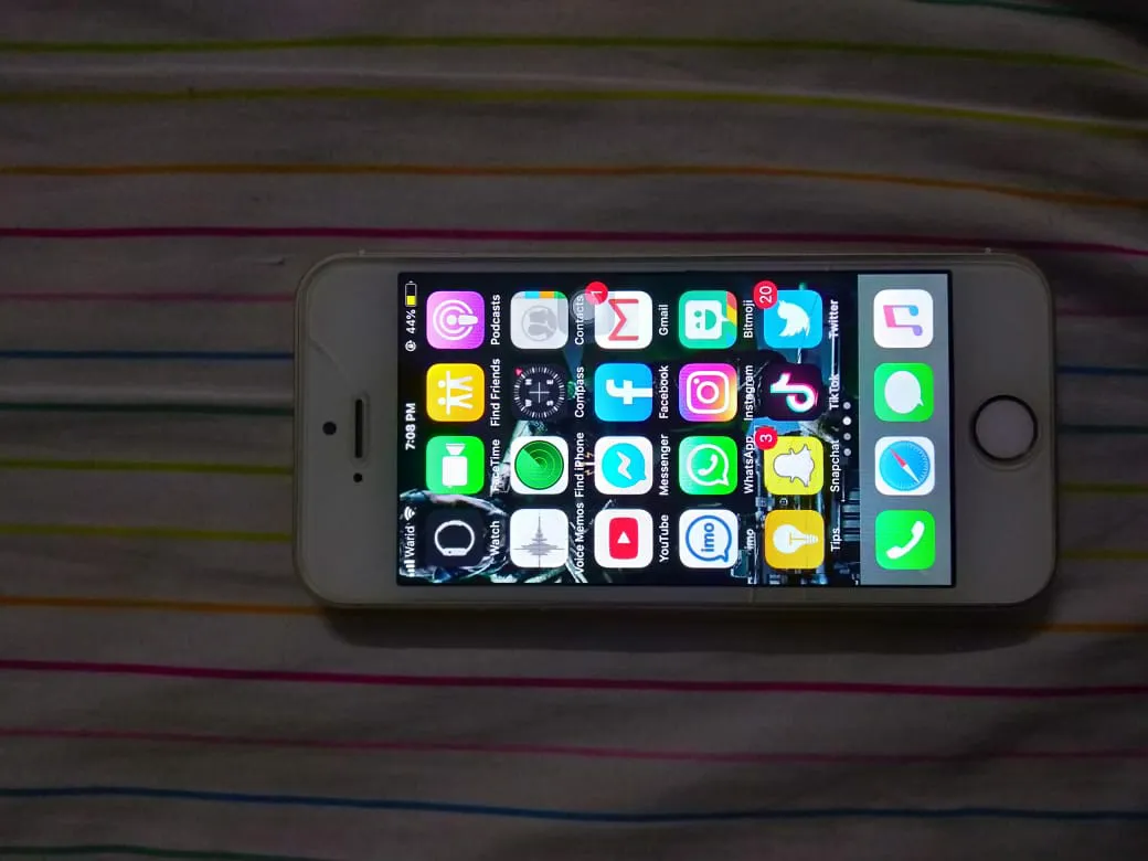 iPhone 5s 16gb Gold - photo 3