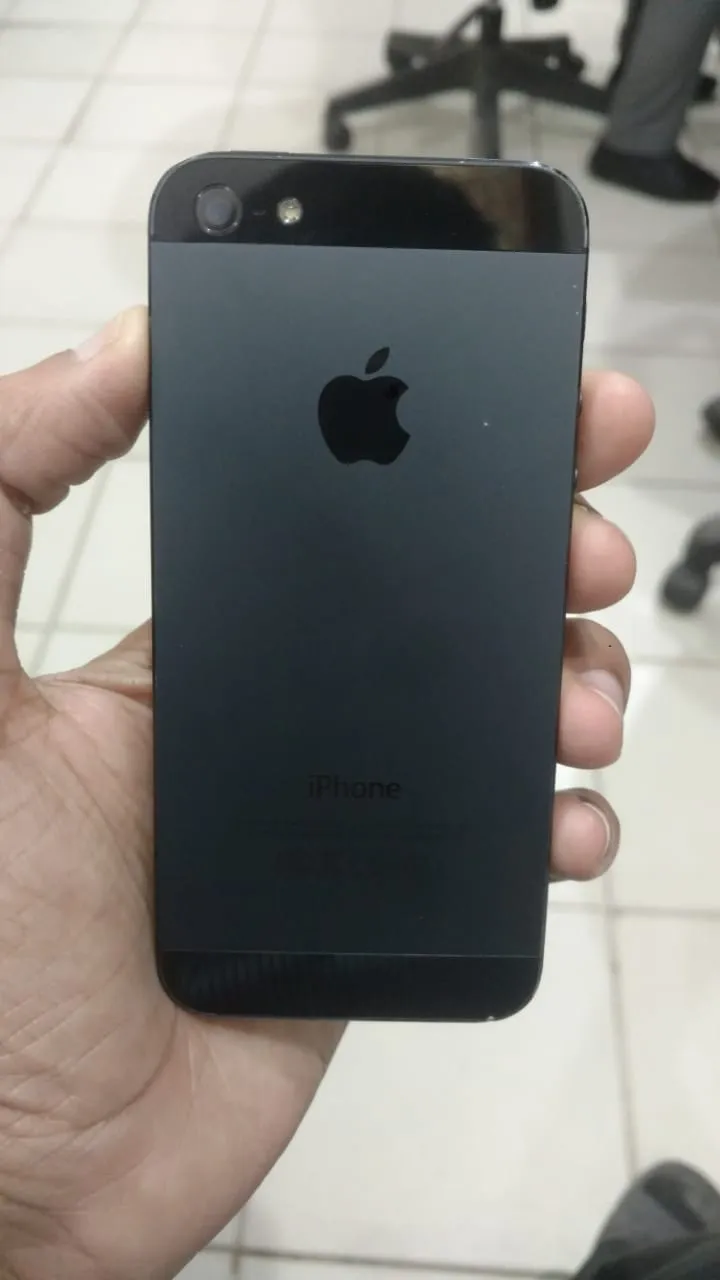 Iphone 5, 9/10, PTA Approved - photo 2