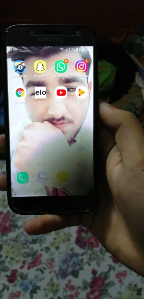 Samsung Galaxy J5 pro - photo 2