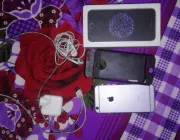 Iphone 6 16gb with original box and accessories - Photos