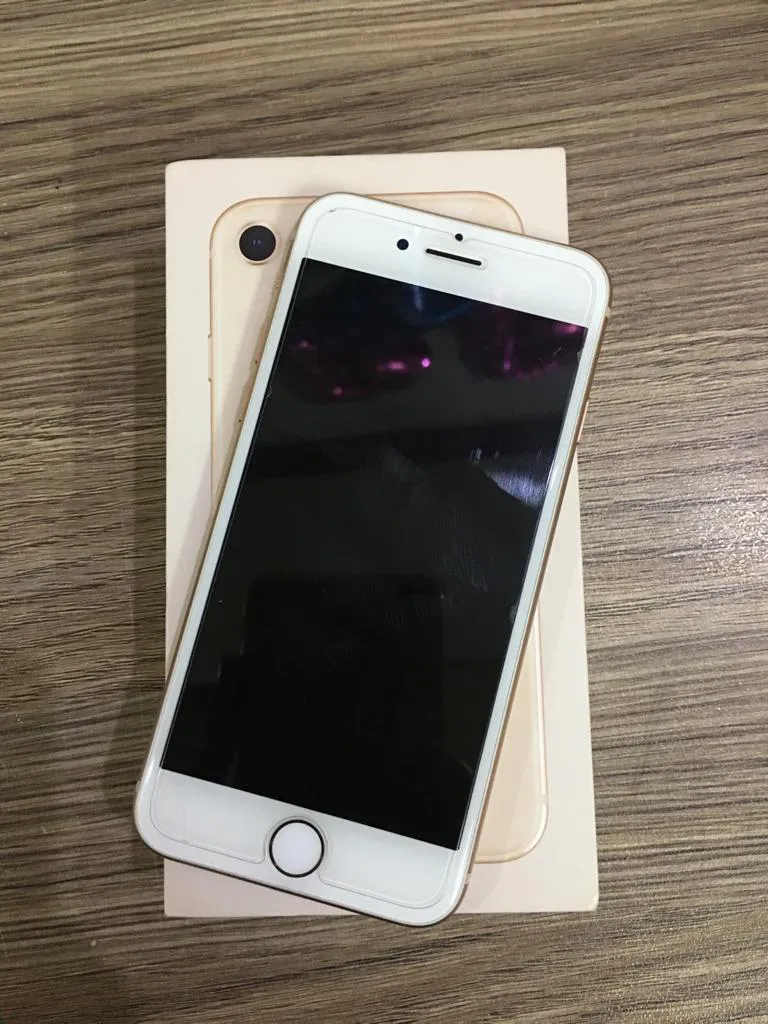 IPhone 8 (64GBs) Rose Gold - photo 1
