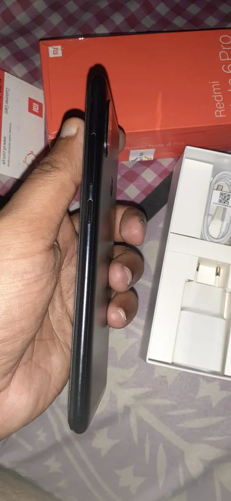 Redmi Note 6 Pro - photo 1