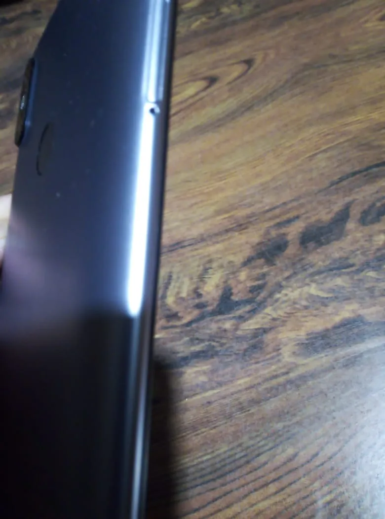 Xiaomi redmi s2/y2 4gb/64gb for sale. Excellent condition with box - photo 3
