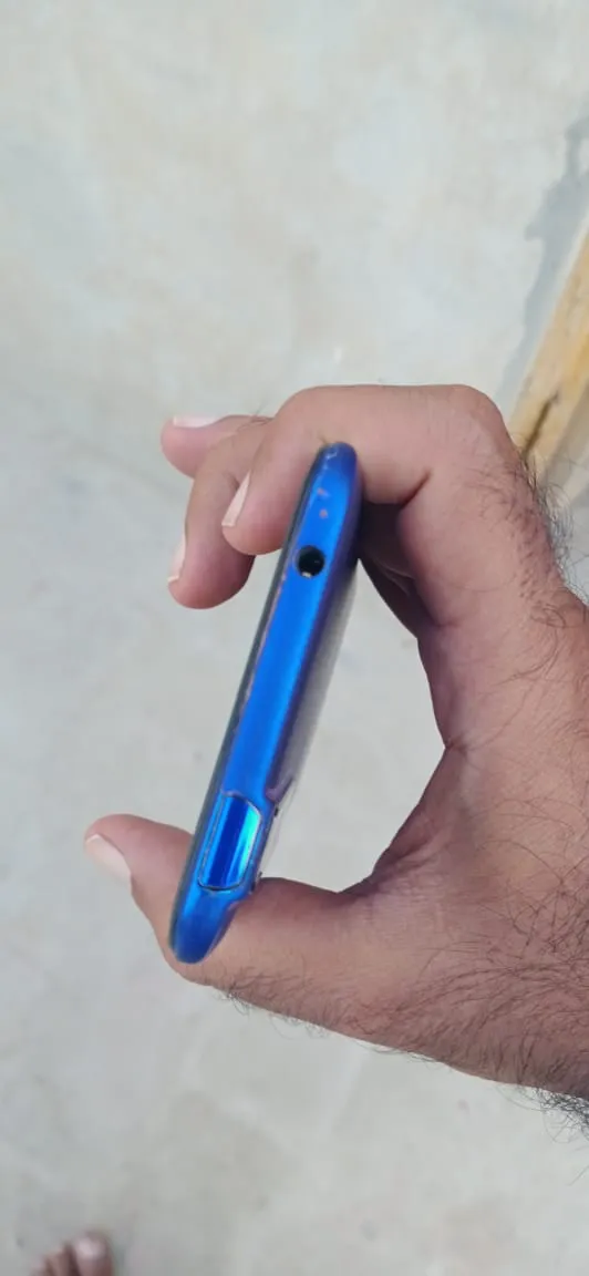 Vivo v15 pro 7 month warranty with full box 6gb 128 gb - photo 1