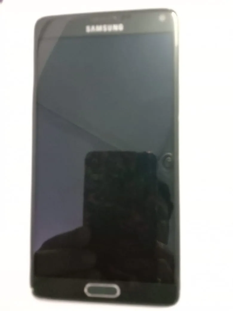 GOOD CONDITION AND PERFECT WORKING  NOTE 4 - photo 2