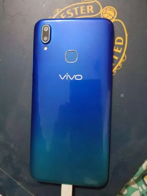 Vivo Y93 3GB Ram and 32 ROM Condition 10/10 - photo 1