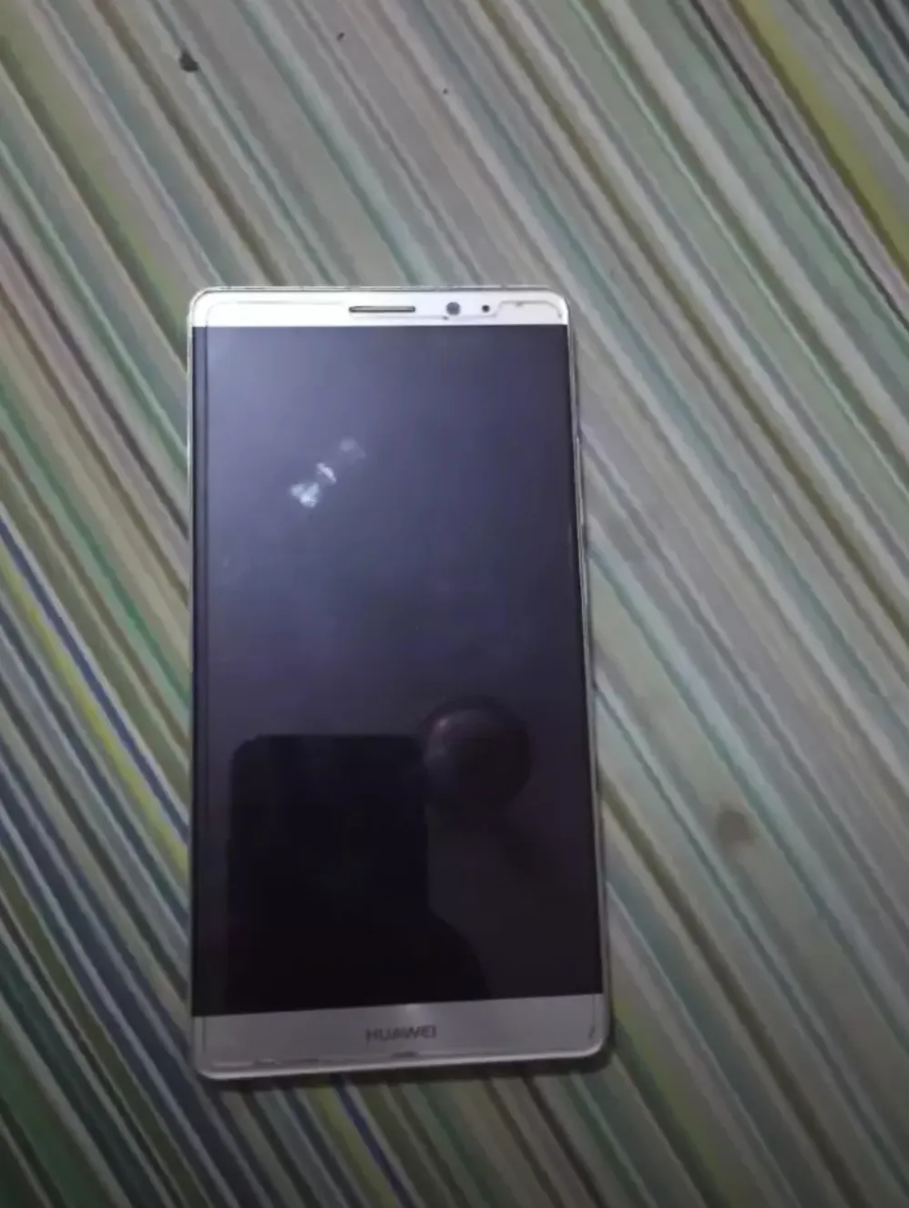 Huawei mate 8 - photo 1