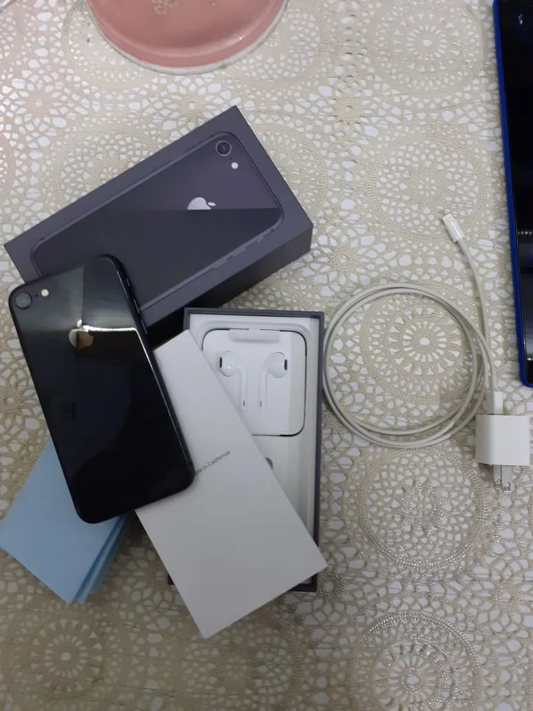 iPhone 8 64 GB Space Gray - photo 3