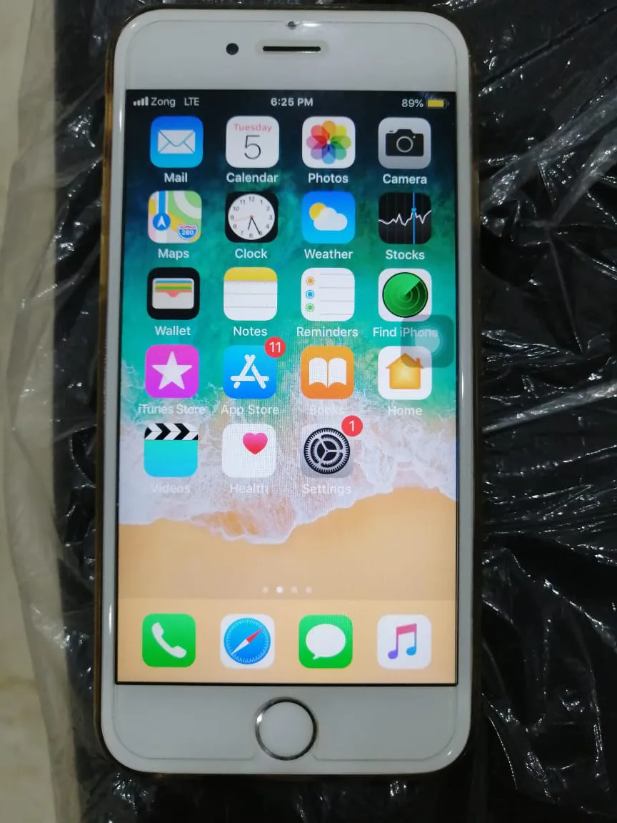 Iphone 6s - photo 2