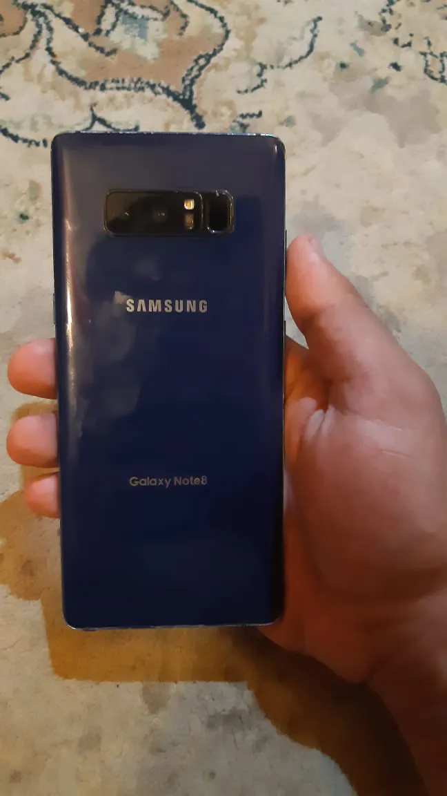 Samsung Galaxy Note 8 - photo 1