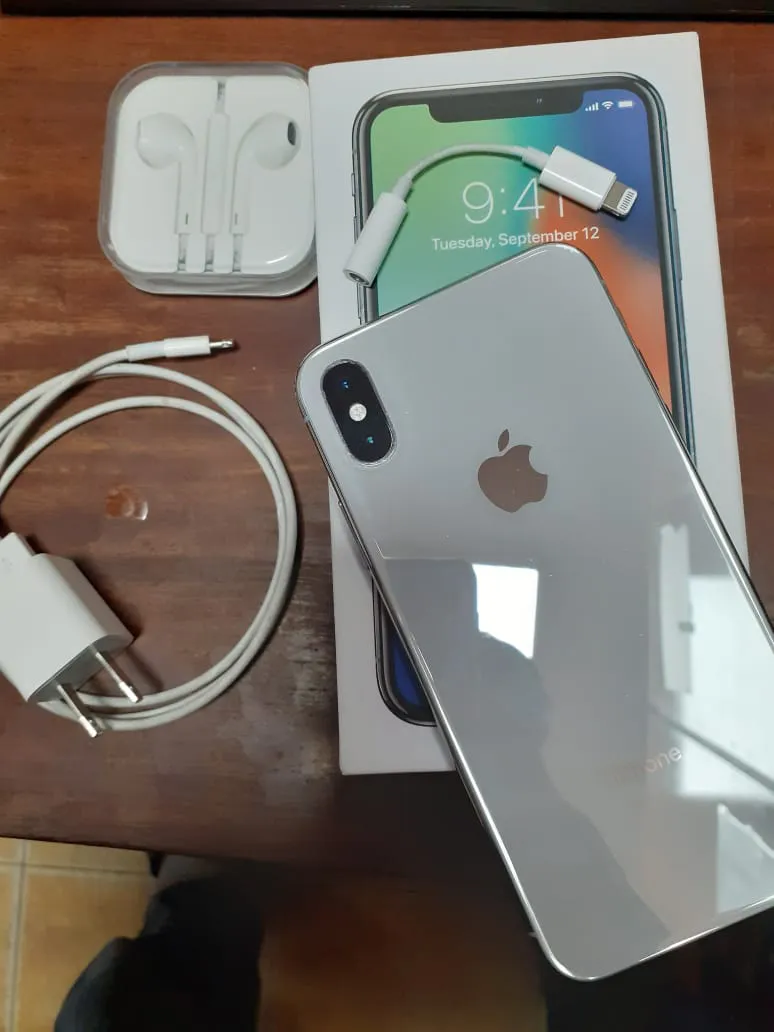 IPhone X 256GB - photo 3