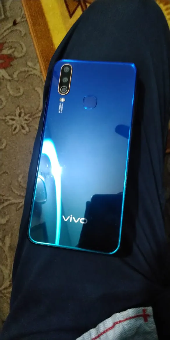 Y 15 vivo 4+64gb 10 month warranty available - photo 1