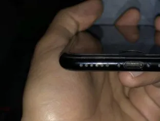 Iphone 7 Jet Black 128 GB PTA Approved - photo 1