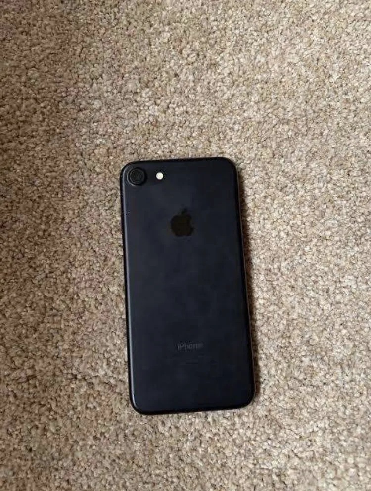 Iphone 7 128 gb - photo 3
