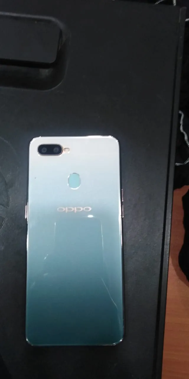 Oppo f9 - photo 1