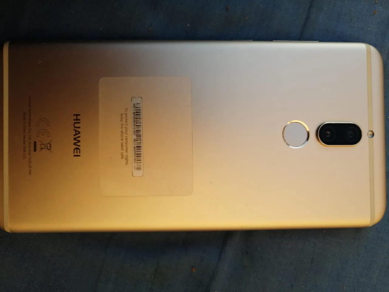 Mobile phone is available in good condition - photo 1