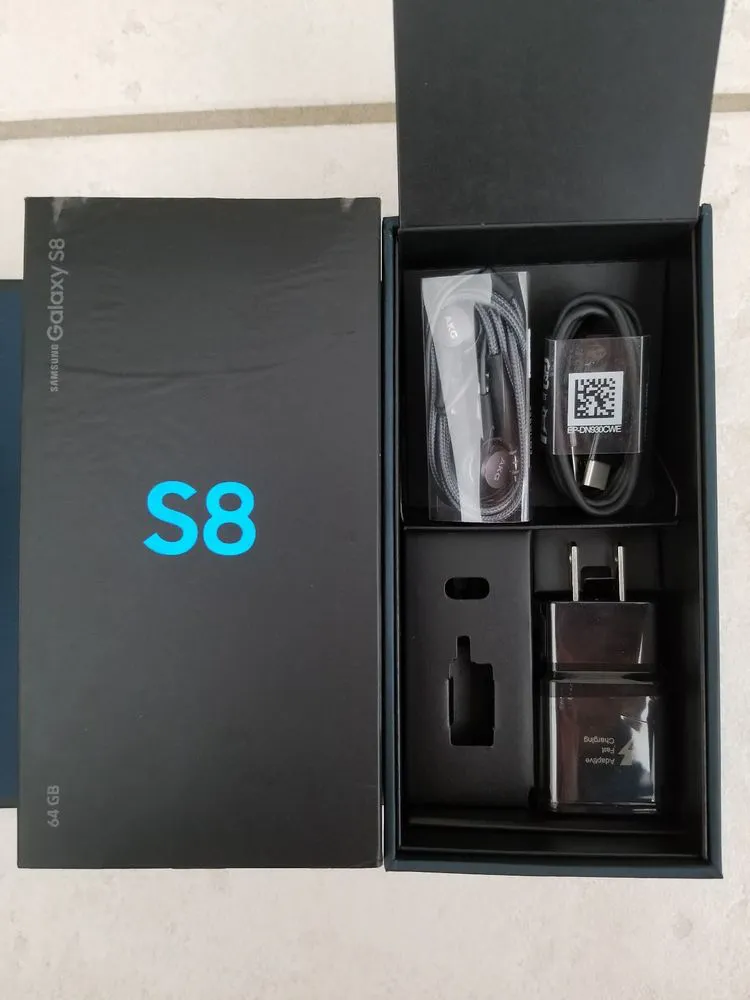 s8 in premium condition - photo 1