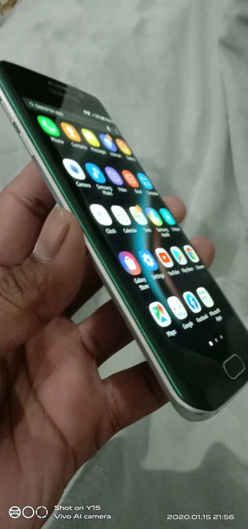 Samsung galaxy s6 edge 32GB - photo 2