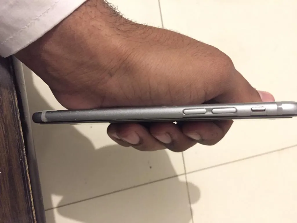 iPhone 6 128 gb available  10/10 Condition - photo 2