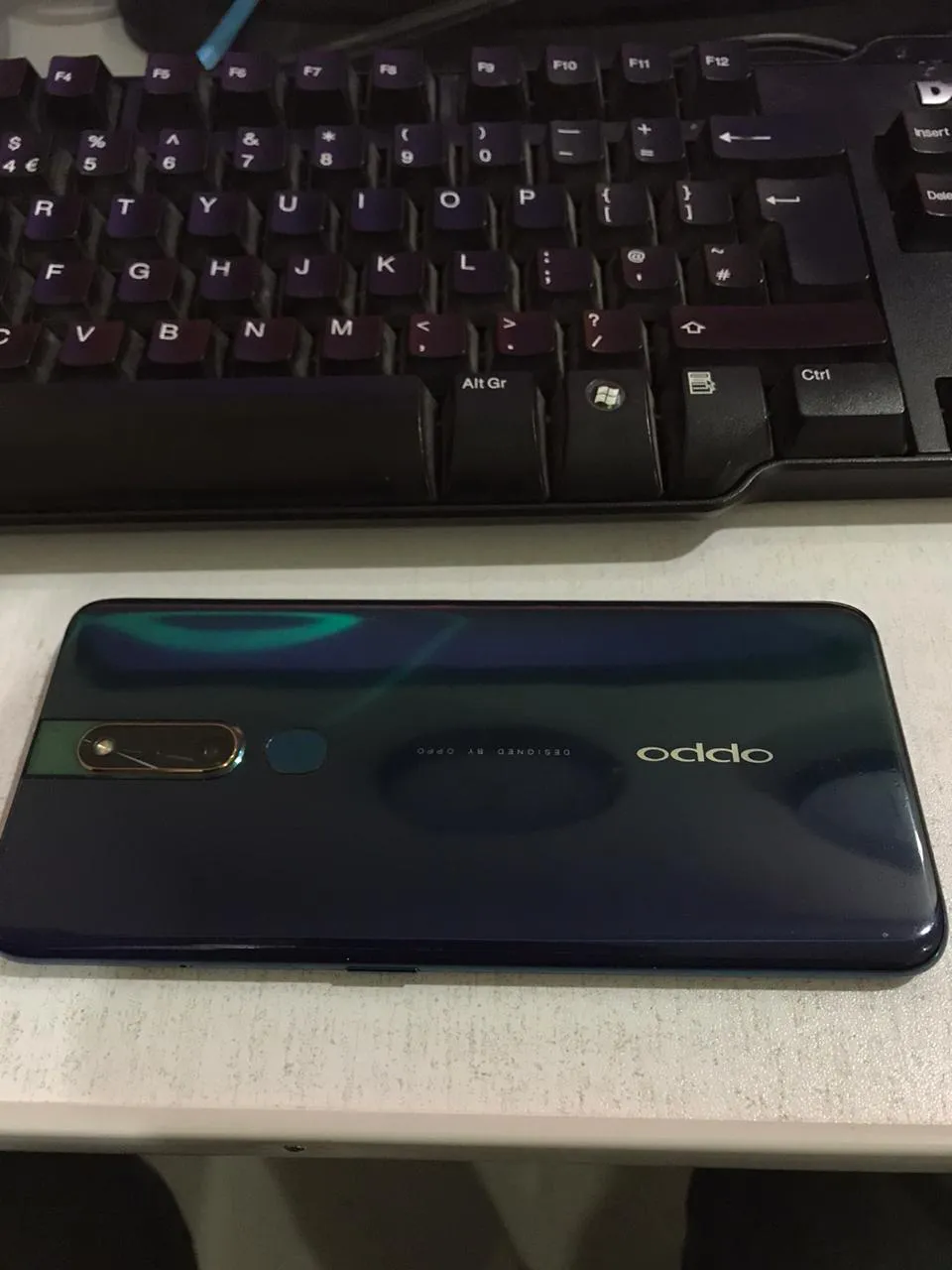 Oppo F11 pro lust condition - photo 3
